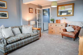 Charming Malvern Cottage with Outstanding Views